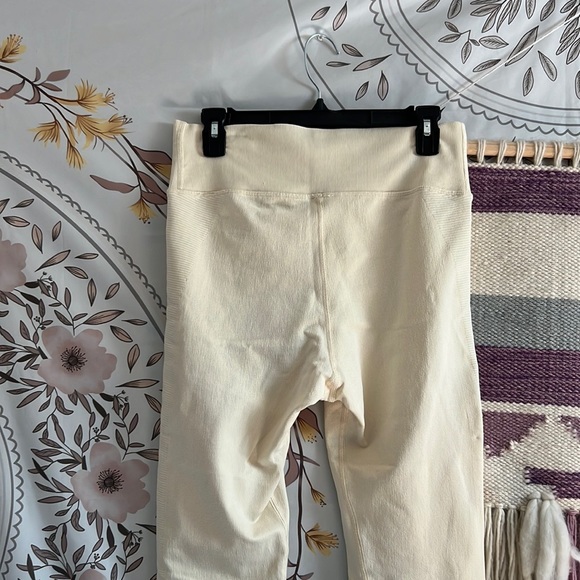 ✨NEW✨ Offline Aerie leggings - Picture 4 of 5